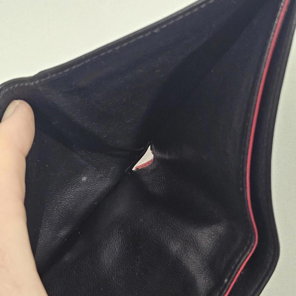 Tumi Mens Black Lesther Wallet With Red Details Bi Fold. - Picture 5 of 7